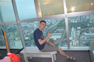 Банкок - отель БайонСкай .  Самое высокое здание .